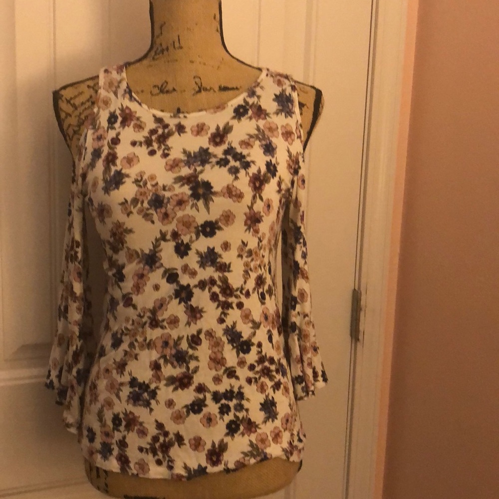 Women’s Blouse